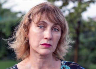 Žene 50+ nikako ne treba da biraju ovu frizuru i boju kose: Čini da izgledaju starije i umorno