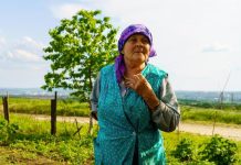 Narodna verovanja za ljubav nisu badava: Evo šta muškarac nikako ne treba da poklanja ženi i kad veza sigurno propada
