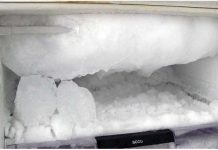 JEFTINO RJEŠENJE: Ako vam se led često pravi u zamrzivaču, ubacite ovu namirnicu i više nećete imati taj problem!