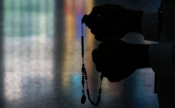 Srbi drže ovaj predmet u kući, a ne znaju da predstavlja malog đavola: Sveštenik tvrdi da je čisto zlo, bacite ga