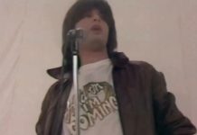 Brat naše čuvene pevačice bio je lep kao Apolon: Slamao srca najlepših devojaka bivše Juge, a evo kako danas izgleda