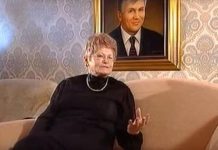 “Zorane sine, nemoj me obući u crninu, tek sam je skinula”: Poslednji razgovor Đinđića i njegove majke Mile kida dušu