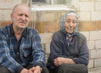 Ovako nikako ne smete da pričate sa starim roditeljima: Samo ćete se ogrešiti