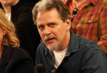 Ovo su prelepe ćerke Dragana Mićanovića koje je dobio sa koleginicom: Mlađa oca prati u stopu, starija je majčina kopija