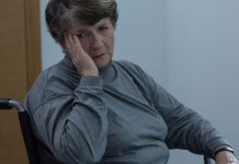 Bolesnoj svekrvi ne da ni prag da joj pređe: Posle ovog poziva sve joj je bilo jasno, razvela se, al nije rešila problem