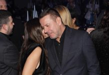 Supruga Vlade Georgieva oduvala sve dame na estradi: U jednostavnoj haljini, niko nije mogao da joj priđe