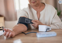 Postoji razlika između 30 i 60 godina: doktor vam pokazuje grafikon normalnog krvnog pritiska koji odgovara vašim godinama