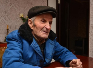 “Razbolela me briga o dementnoj supruzi, obožavao sam je”: Dao je u dom, šta mu je uradila na samrti ostavlja bez daha