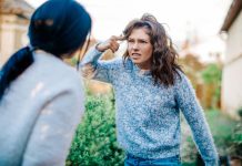 2 ljubavnice pokucale na vrata kod oženjenog čoveka, a onda je nastao lom: Čitav region bruji o drami u Hrvatskoj