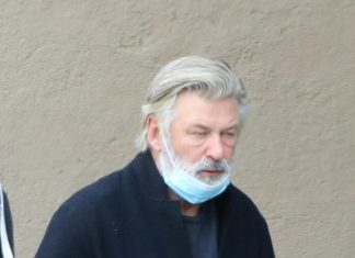 Aleksandar je najzgodniju ženu na svetu zamenio upola mlađom koja je rodila 7. dece: Nakon skandala svi beže od njega