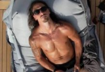 Rođen u muslimanskoj porodici, srušio crkvu da majci sagradi vilu: Kaže da u Boga ne veruje već u samog sebe