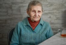 10 godina sam žalila za sinom koji je otišao od mene, palila mu sveće za mrtve: Usledi je poziv, halo majko, Nikola je