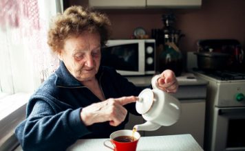 “Briga o dementnoj majci me je razbolela: Gledam kako se od onakve žene pretvara u čudovište”