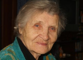 Anđa u Vranju odgajala mališane, dok je muž u Nemačkoj zarađivao za kuću: S decom je strašno izdao, nju komšije pokopale