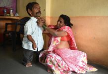 Bolesni roditelji rađaju decu sa istim genetskim poremećajem: Ludi su u čudu kad vide kako živi 11 članova ove porodice