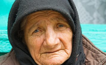 Baka Jelka živela u rupi na planini iznad Vladičinog Hana među vukovima: Ostala sama u divljini zbog šok poteza svekrve