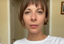 Maja kupila jaknu u prodavnici polovne odeće, ni slutla nije šta će u njoj naći: Šokirala se kad je ovo izvukla iz džepa