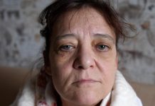 Vojka sve prepisala sinu kad je dobila rak, a on joj priredio nečuvenu stvar: Kao udovica gladna radila da decu obezbedi