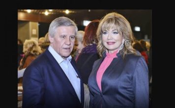 Pogled zbog kog kuća vredi čitavo bogatstvo: Suzana Mančić i Simeon Ocomokos otvorili vrata svog doma u Grčkoj! – Zavirite u njihov RAJ