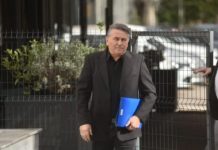 Pjevač ima porodični biznis, 3 firme i VELIKI RANČ, a vozi automobil star 25 godina: “Nikad ne treba biti loš u održavanju auta i žene, oboje izgubiš na brzinu”