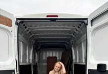 Prodala trosoban stan, pa se uselila u kombi od kojeg je napravila savršen dom: Za putovanje kroz Bosnu trebaće joj samo 1 stvar