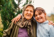 “Anđu su sahranile komšije, njih četvoro: Za muža nije ni postojala, a decu je i sama savetovala da idu svojim putem”