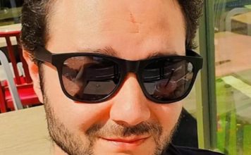 Stefan je postao poznati pevač, pa posle 35 godina saznao šok stvari o sebi: Vratio se na Balkan da pogleda istinu u oči