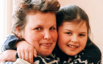 “Nemam decu i nikada ih nisam želela, za sve je kriva 1975. godina i dan kad sam zažalila što sam rođena”: Sara je tek u 54. otkrila jezivu tajnu iz detinjstva