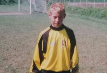 Dečaka sa slike nemaština je terala da na pijaci prodaje sokove i jagode: Danas supruga Snežana iz njegovog novčanika finansira basnoslovne šopinge