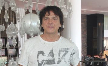 Ovako izgleda vila Zdravka Čolića: Ušuškana je u najmirnijem delu grada, a 1 detalj čini je posebnom