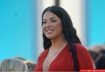 Organsko povrće, kokoške, a tek da joj vidite cveće: Prava seoska idila Seke Aleksić