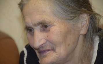 “Radije bih umrla od gladi u hladnoj kući, nego dinar tražila od dece”: Tanja svu ušteđevinu koju je čuvala za starost dala njima, a oni joj zaboli nož u srce