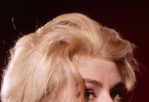 Za najlepšom Beograđankom ludeo Holivudski glumac, a ona izabrala Josipa koji je zamenio mlađom koleginicom i uzeo joj sina: “Muškarci su u ljubavi pametniji”