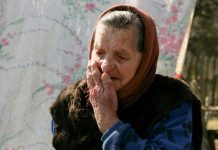 “Odrekla sam se svega da je obradujem, ona frknula nosom i gurnula me kao staru krpu”: Baki Slovenki unuka nanela neidrživu bol koja ubija, srce joj palo u pete