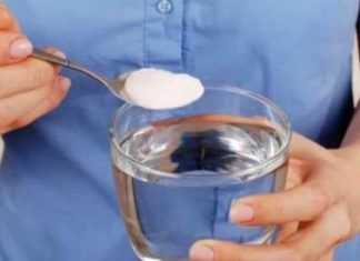 S0DA BIKARB0NA U BAŠTI: Cvijeće buja, puževi bježe, zemlja se čisti! Evo kako se koristi