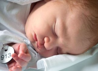 Odrekla se ćerke po rođenju, a onda je godinama kasnije usvojila: “Optužili su me da sam kovala zaveru da im ukradem ćerku…”