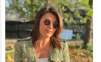 Naša glumica na selu napravila oazu mira – sadi baštu i uživa u ljubavi: Muž joj bio sa Slobodom Mićalović, pa se vratio njoj i zakleo joj se na večnu ljubav