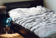 KREVET U SPAVAĆOJ SOBI NIPOŠTO NE SMIJE OVAKO DA STOJI: 1 Greška koju svi pravimo donosi nesreću