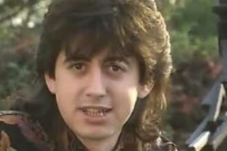 Naš pevač smrt brata nikada nije preboleo: Roditelji mu umrli od tuge za njim, a on jednu stvar ne može da prežali