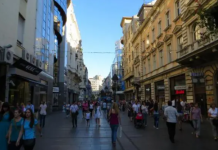 „SVI GLUME SAVRŠEN ŽIVOT, A ŽIVE NA KREDIT“ Brutalna ispovest OGORČENOG SRBINA o Instagramu SRUŠILA MREŽE!