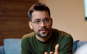 Kad se Marku vratio vid, sakrio je od voljenih u želji da posmatra kako se ponašaju: Ni slutio nije šta će otkriti o supruzi, pozvao policiju i otišao sa decom