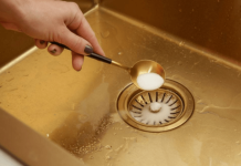 Zaboravite na sirće i sodu bikarbonu: Ovo je najbolje prirodno rješenje za odčepljivanje odvoda