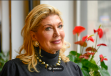 Pogled zbog kog kuća vredi čitavo bogatstvo: Suzana Mančić i Simeon Ocomokos otvorili vrata svog doma u Grčkoj! – Zavirite u njihov RAJ