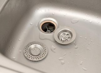 Vodoinstalateri ne žele da ovo znate: Ovaj čudesni trik otpušava vaš sudoperu za 5 minuta, bez alata i bez muke