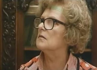 Događaj zbog kojeg je Rahela Ferari osedela za nekoliko minuta: Kad je videla ko joj kuca na vrata, od straha je zanemela, a onda je usledio horor