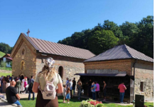 “Otišla sam u manastir Nimnik i dobila lekciju koju ću do groba pamtiti: Prišao mi je monah, a njegove reči su me skamenile, usledilo je nezamislivo”