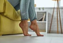 Šta znači ako osoba stalno ‘CUPKA’ nogom, prema psihologiji?