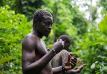 Ana je živela sa aboridžinima – Videla je kako jedu čoveka, razmenjuju žene i prodaju decu: Evo šta je naučila od njih