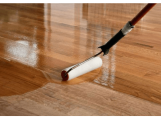 ŽENA KOJA PRODAJE STANOVE OTKRILA TRIK DA PARKET PONOVO BLISTA:Treba vam samo 1 jeftin sastojak