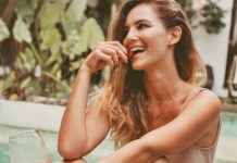 KAD LJUBAV PRESTANE: STVARI KOJE ŽENA RADI KADA VIŠE NIŠTA NE OSJEĆA PREMA VAMA, POGLEDAJTE BROJ 4 I SVE ĆE VAM BITI JASNO!